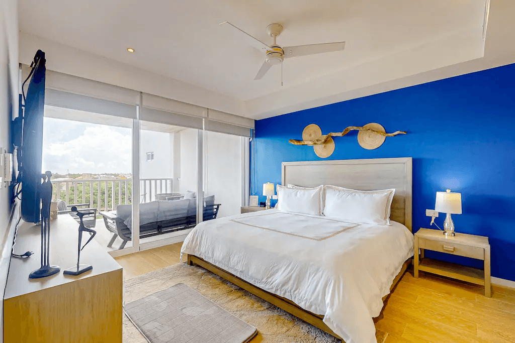 Blue House 305 - Image 8