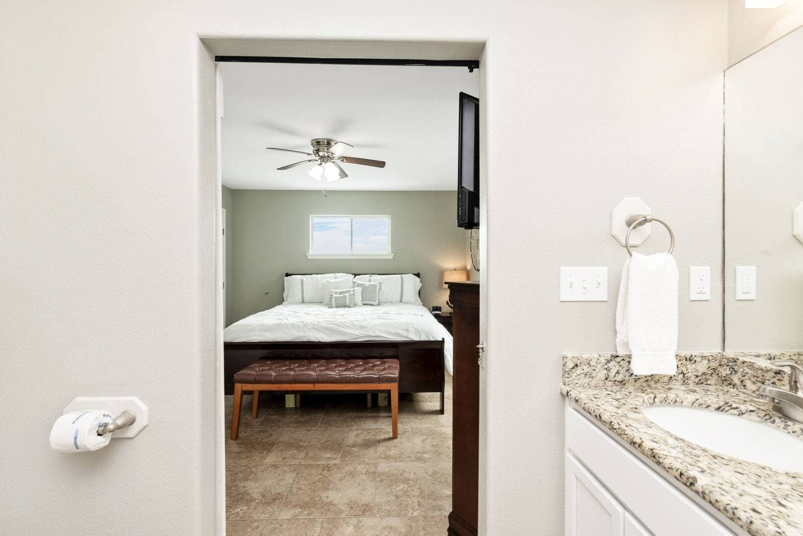 Latitude Adjustment - Image 24