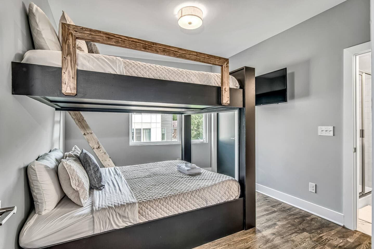 Felicia Estate - Image 82