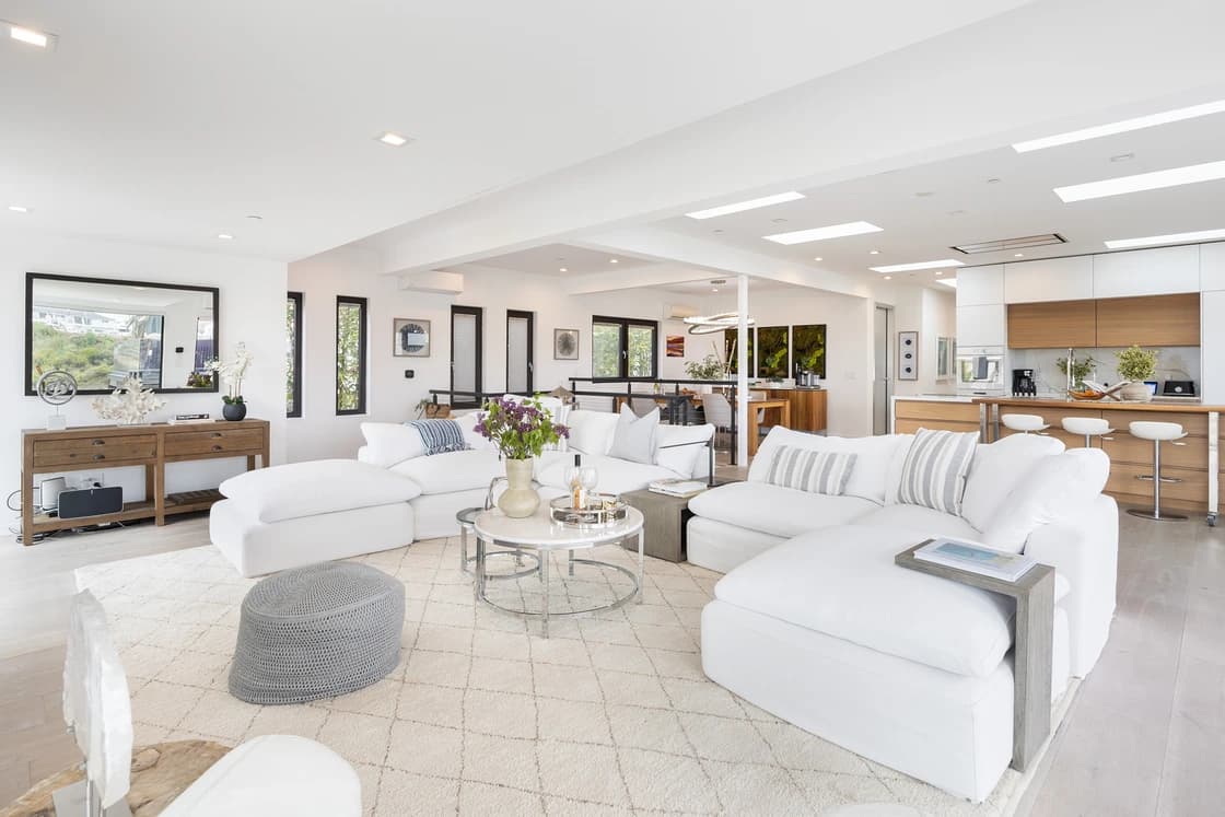 Moonlight Modern - Image 4