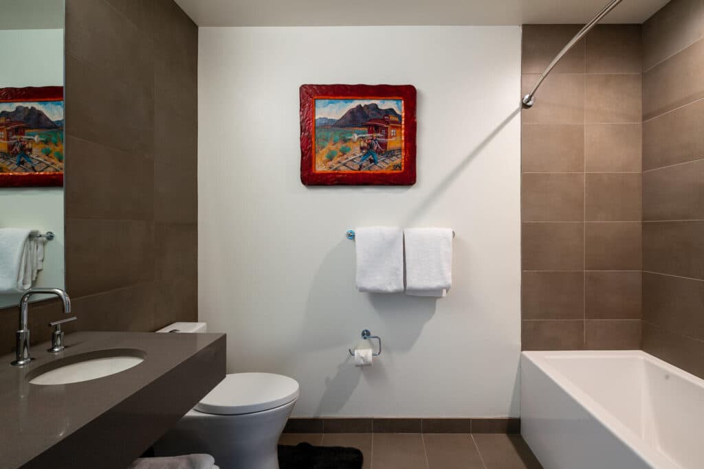 Lake Lodge #212 - Image 15