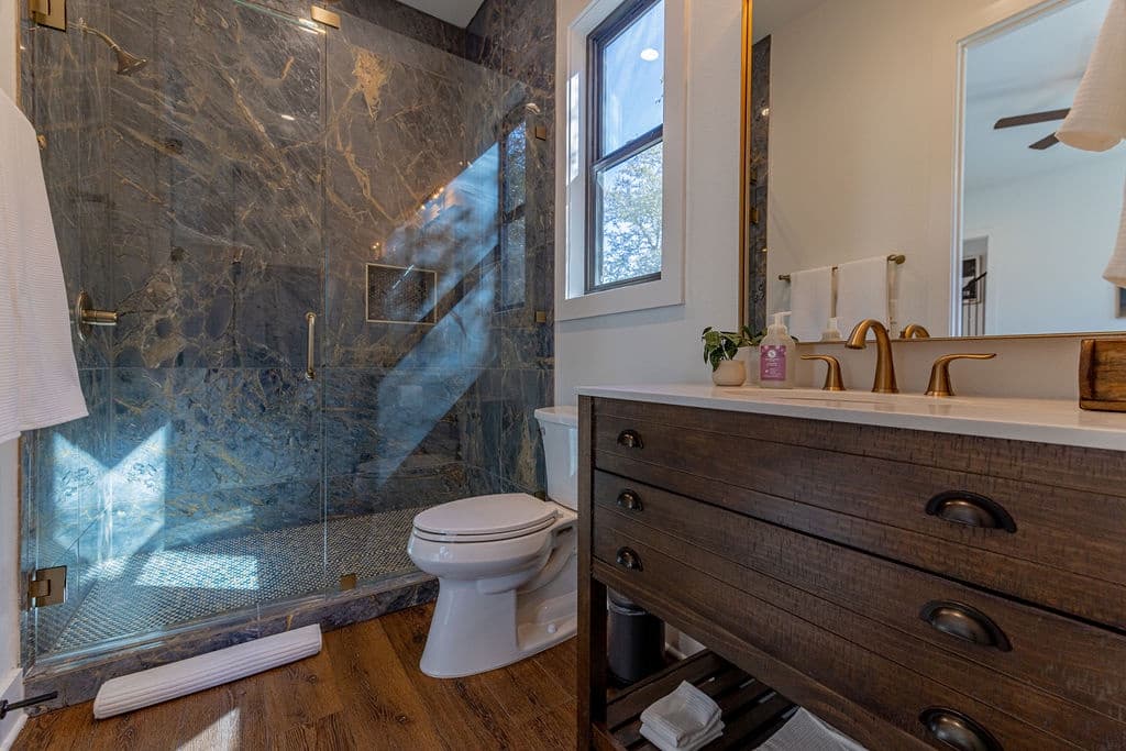 Send The Light - Image 42