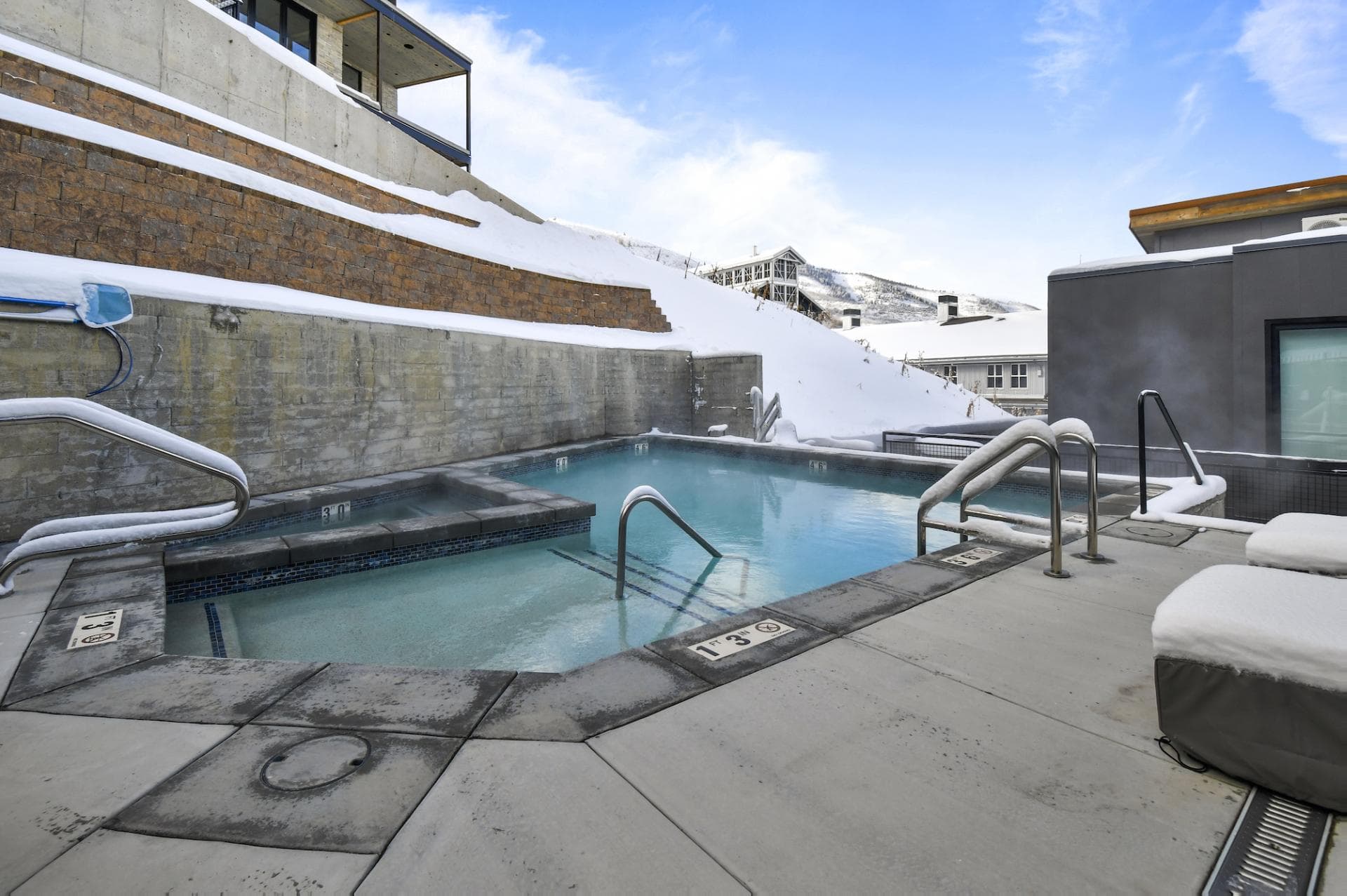 King's Crown - Image 33