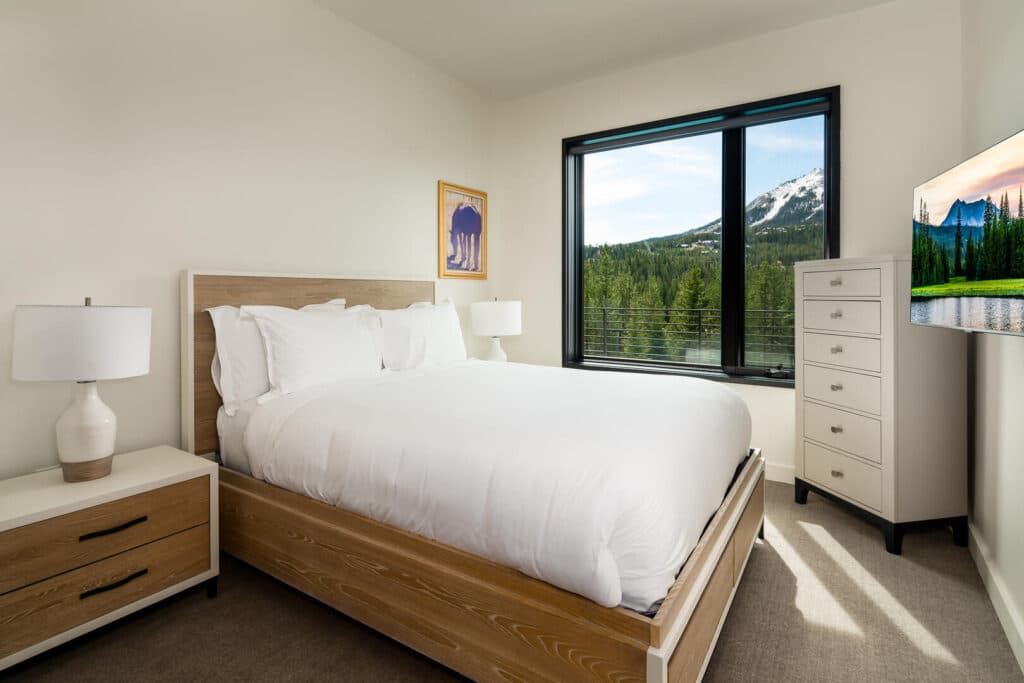 Lake Lodge #212 - Image 16