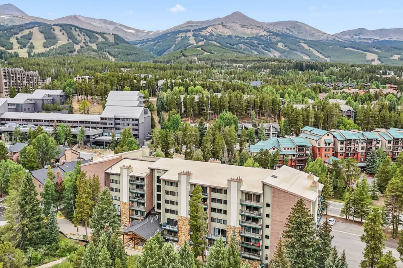 Summit Suite - Image 2