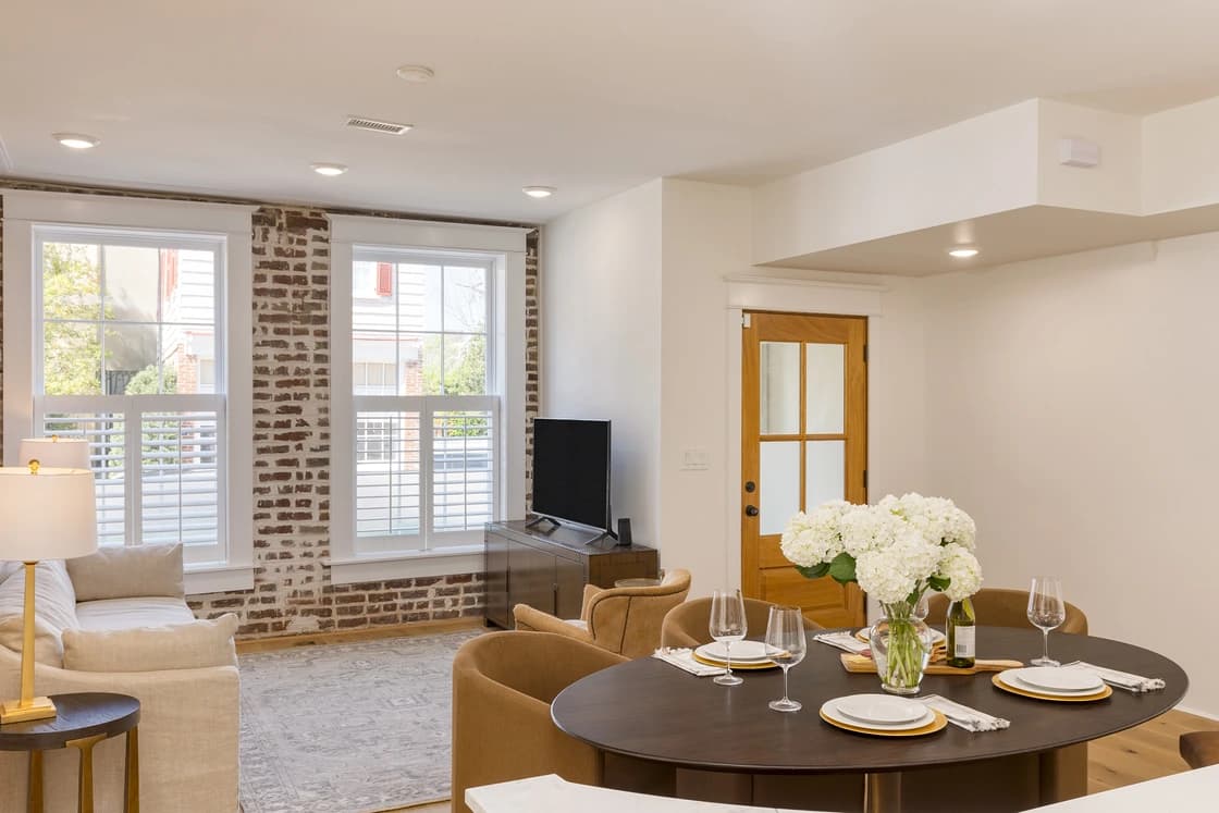 State Residence A - Image 7