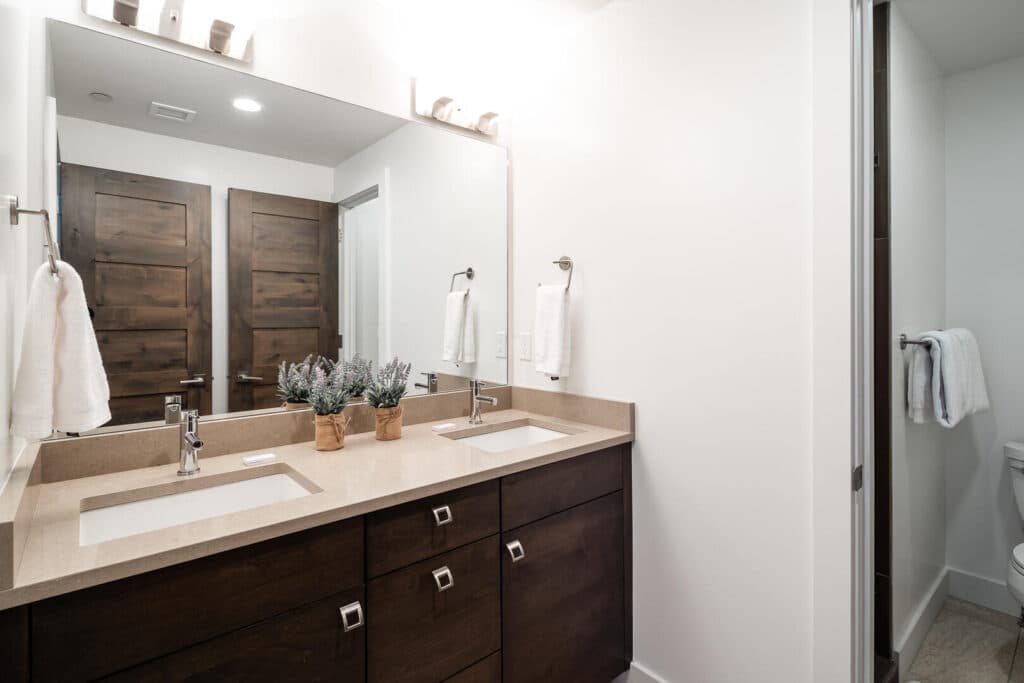 Alpine Bend Home - Image 13