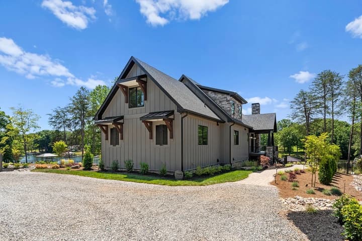 Gray Fox Lodge - Image 56