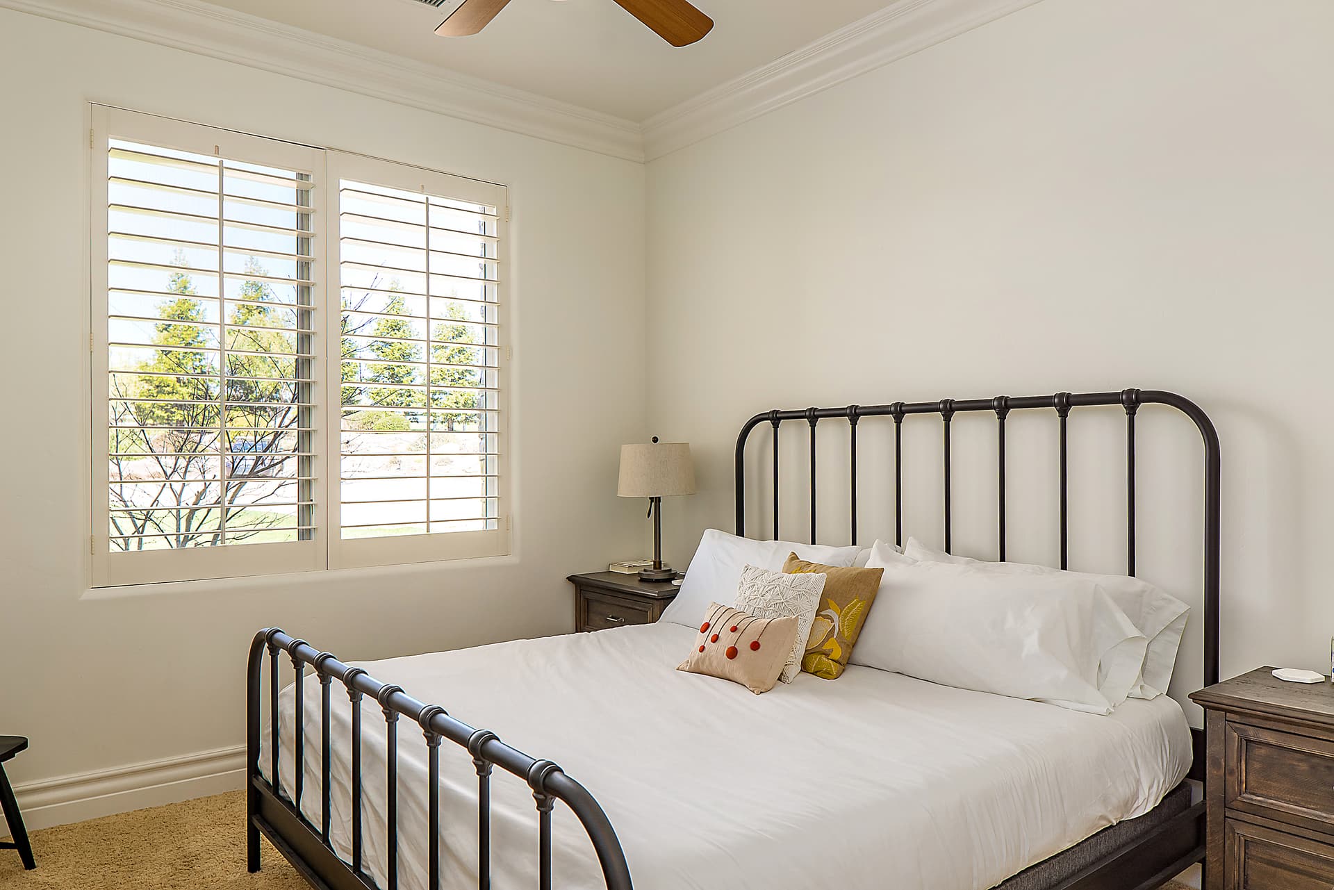 Frontier Main and Guest House - Image 35