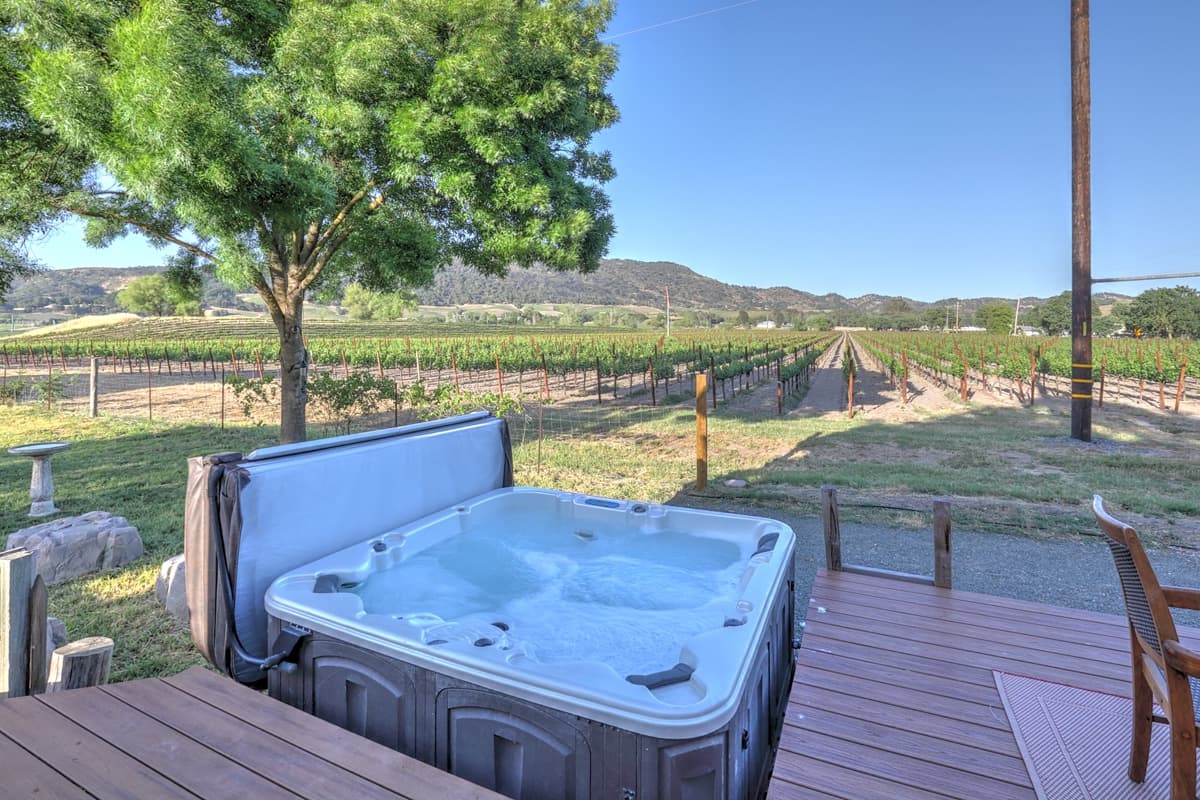 Quiet Country Cottage - Image 5