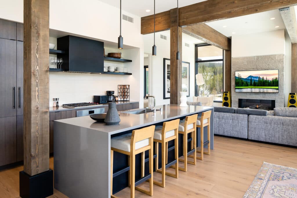 Rising Bull Home - Image 3