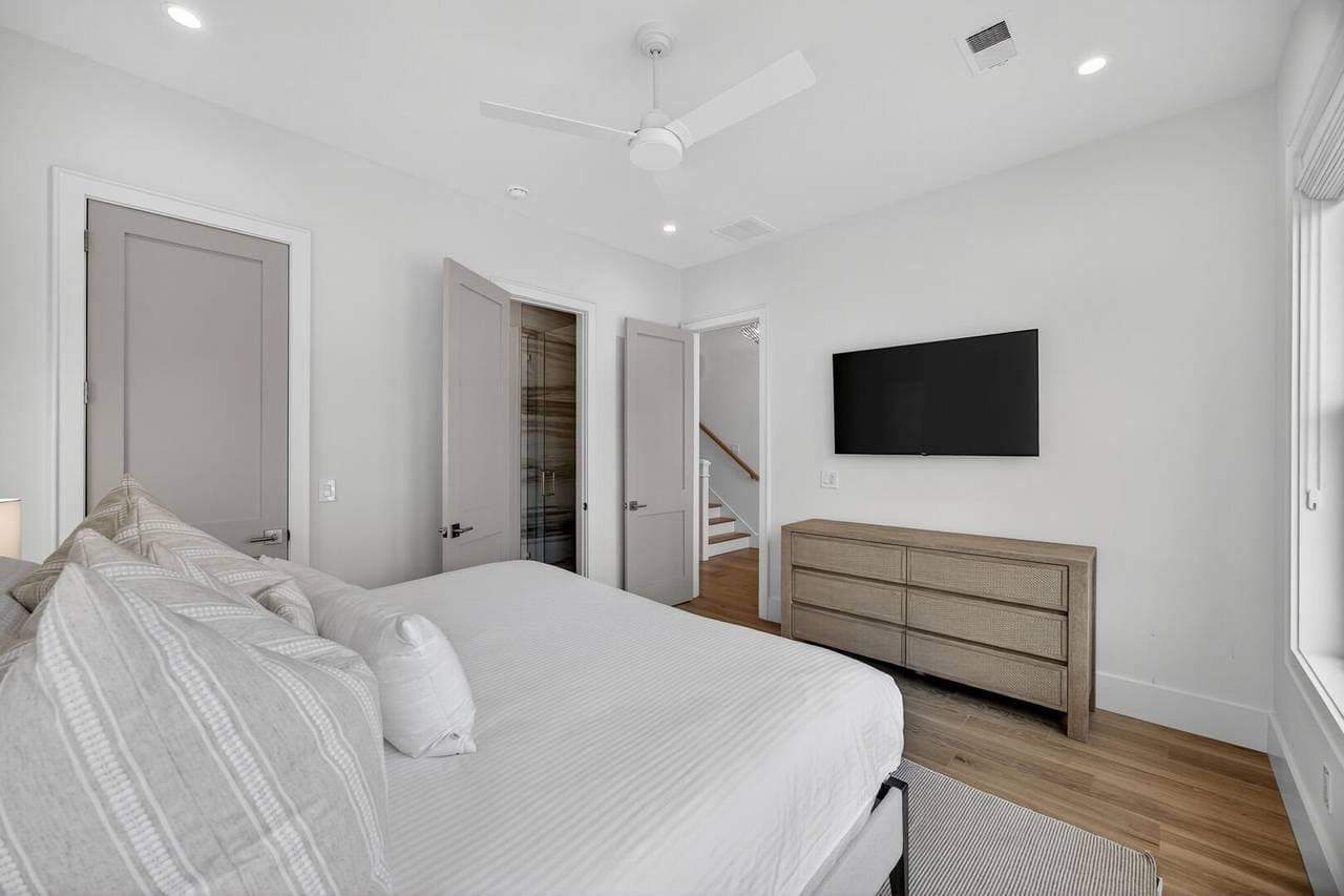 Cameron Coastal Retreat - Image 24