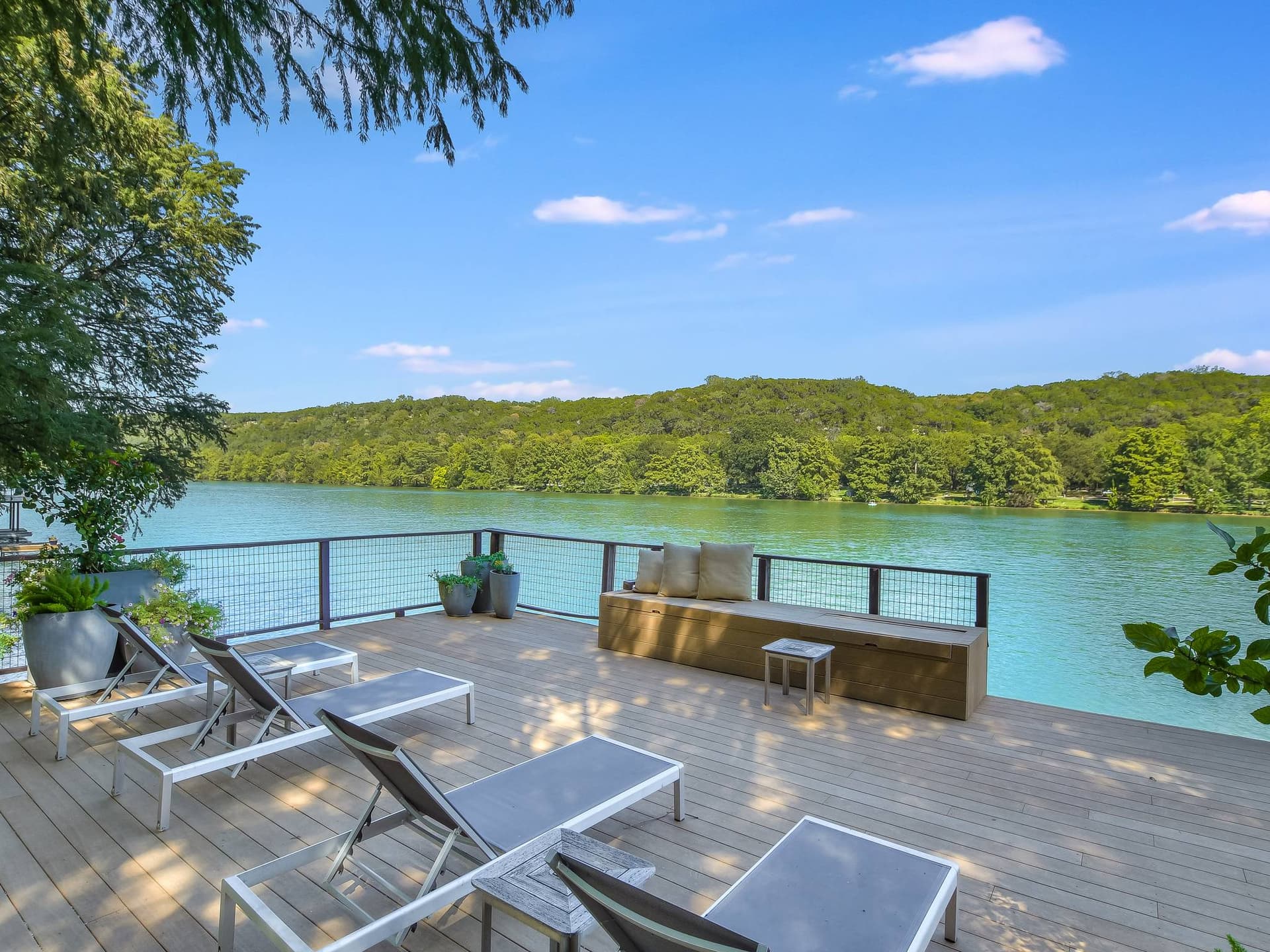 Sapphire on Lake Austin - Image 15