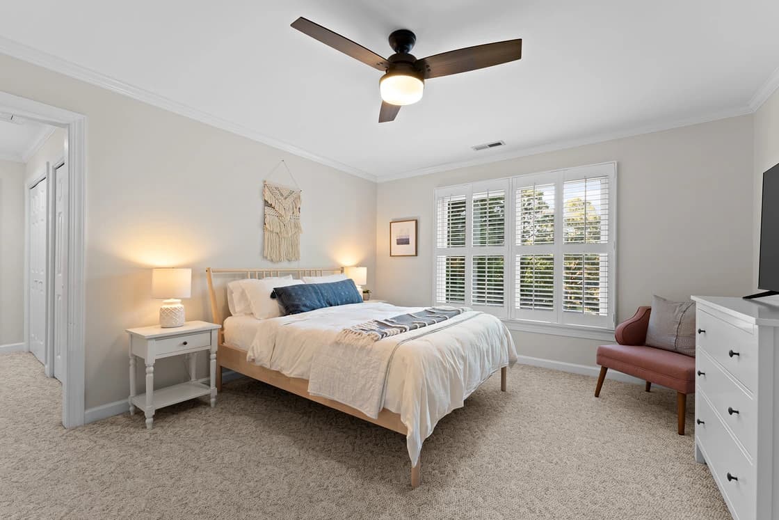 Shoreway Cove - Image 33