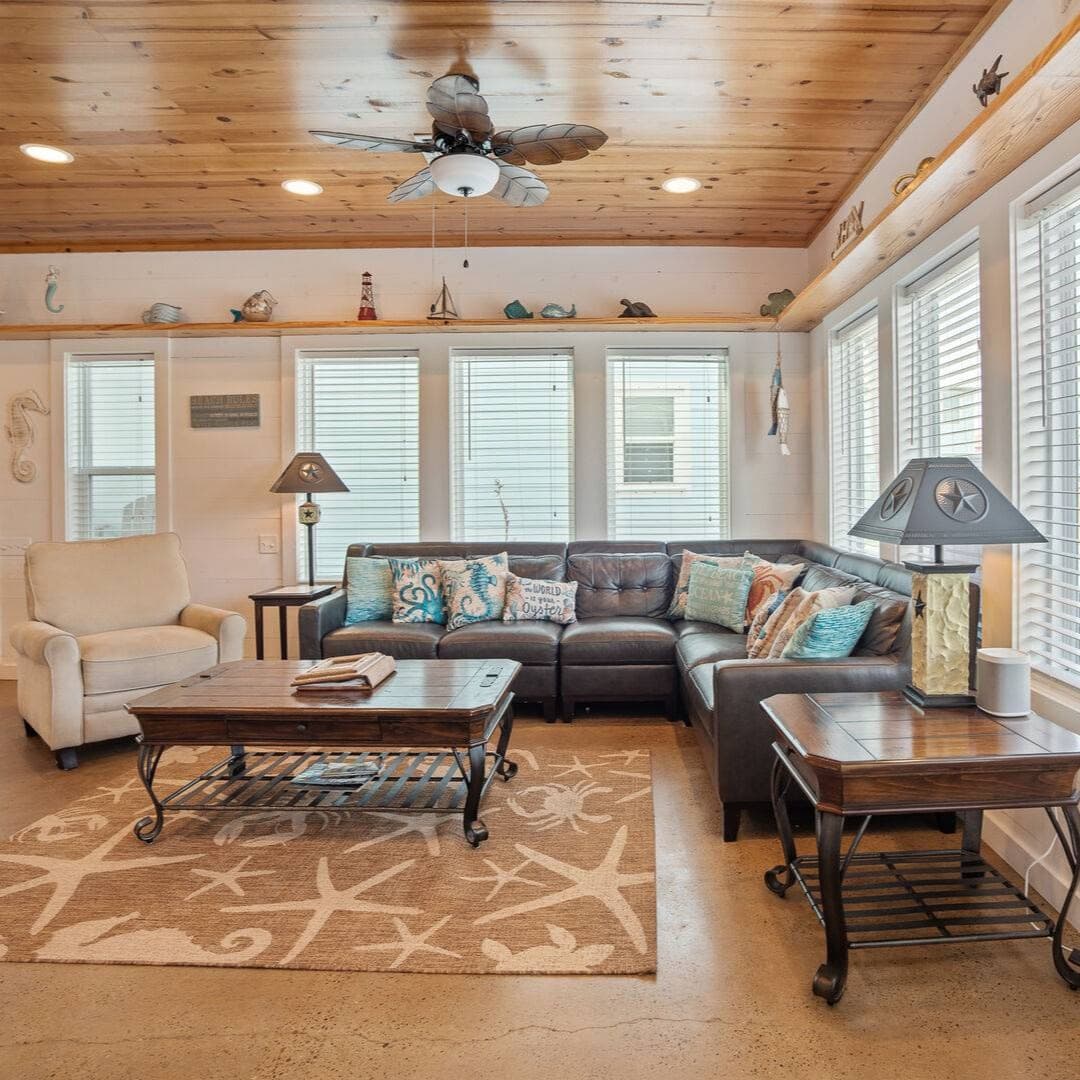 Another Day in Paradise - Image 1