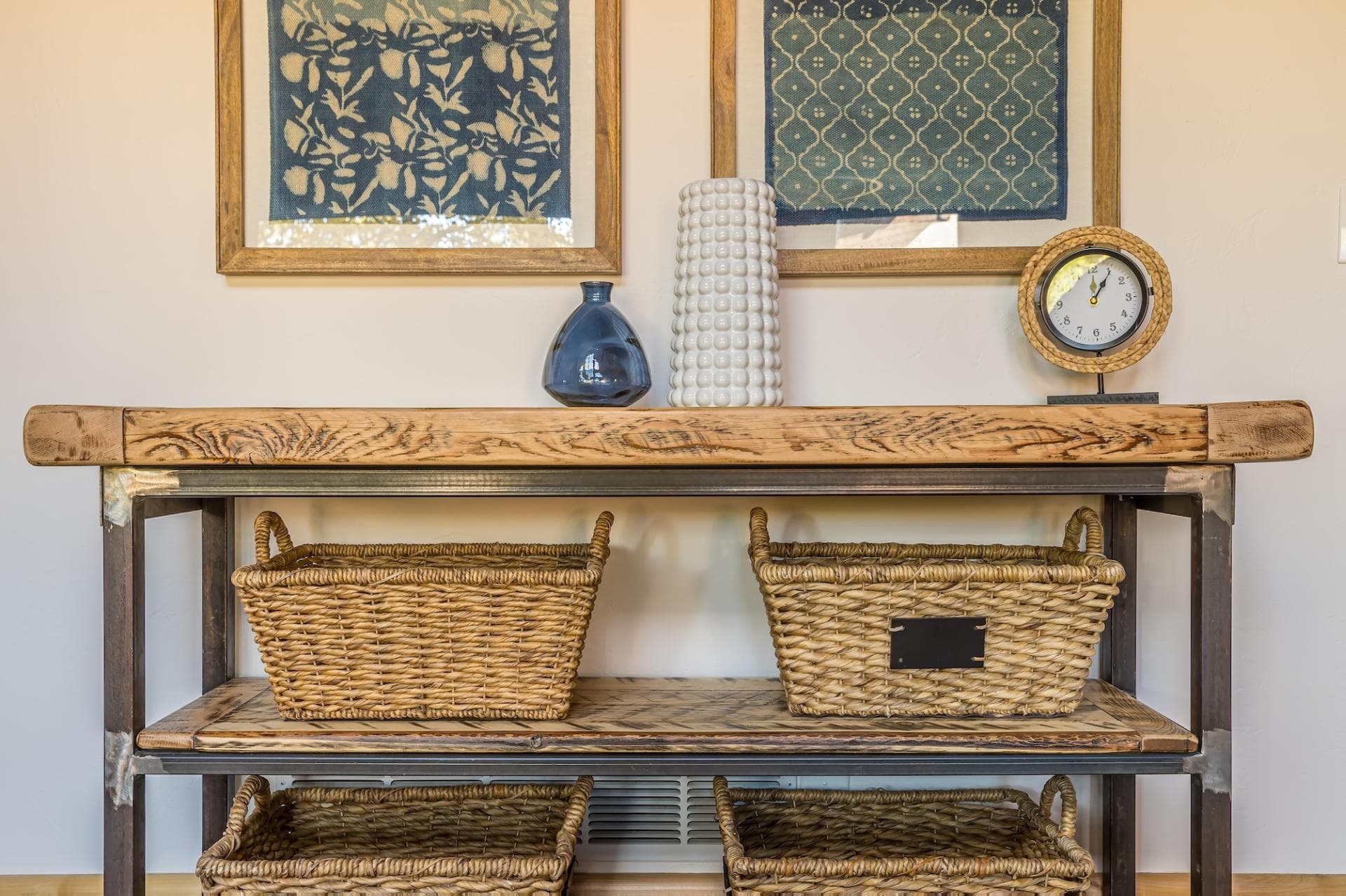 Chief Gull Cabin - Image 9