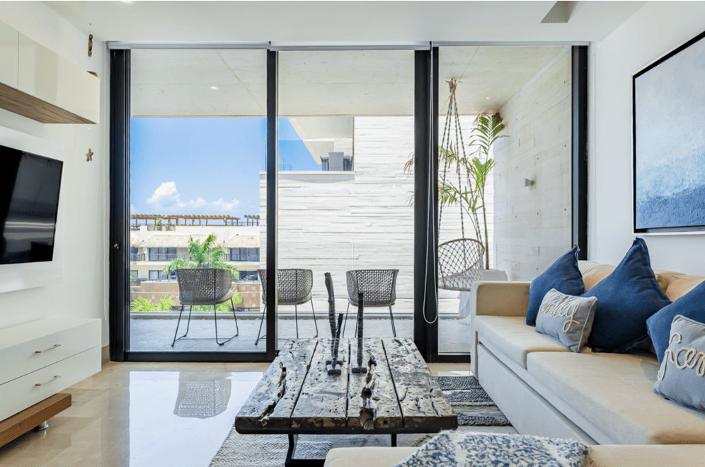 Oceana Condo #OCD21 - Image 1