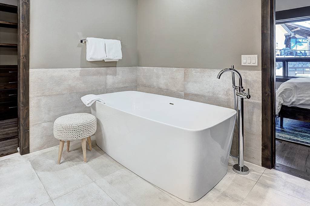 Wintours Leap - Image 29