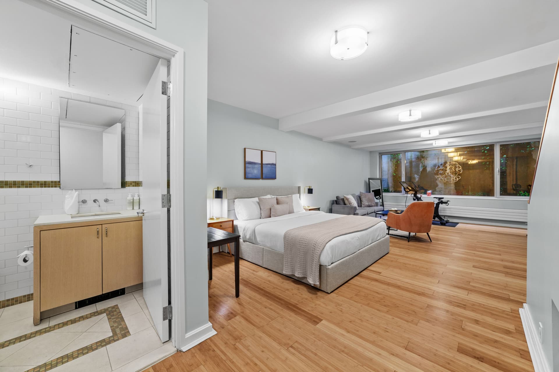 Gotham House I - Image 28