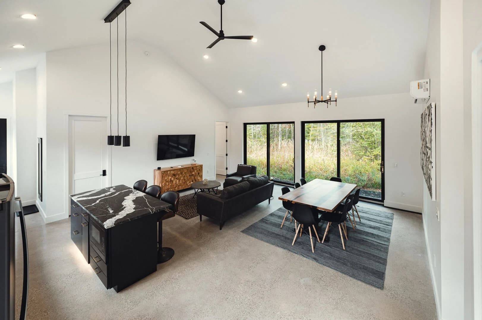 Forks River Haus - Image 3