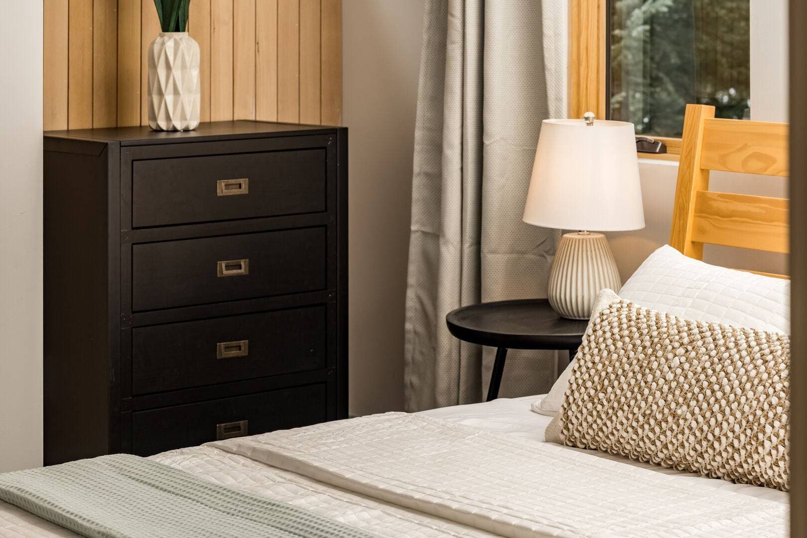 Mountain Manor - Image 33