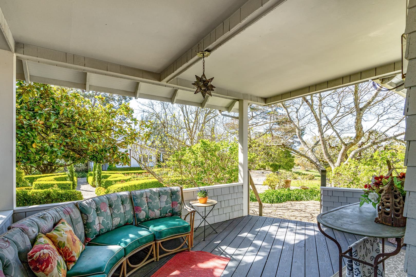 Guest House at Dalya Estate - Image 4