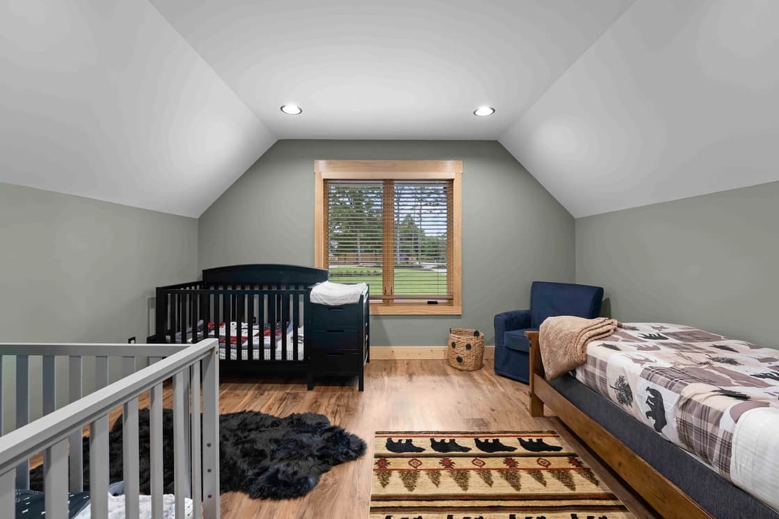 Black Bear Lodge - Image 29