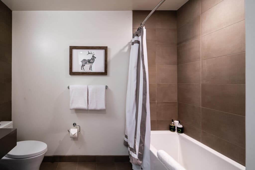 Cascade Ridge Home - Image 13