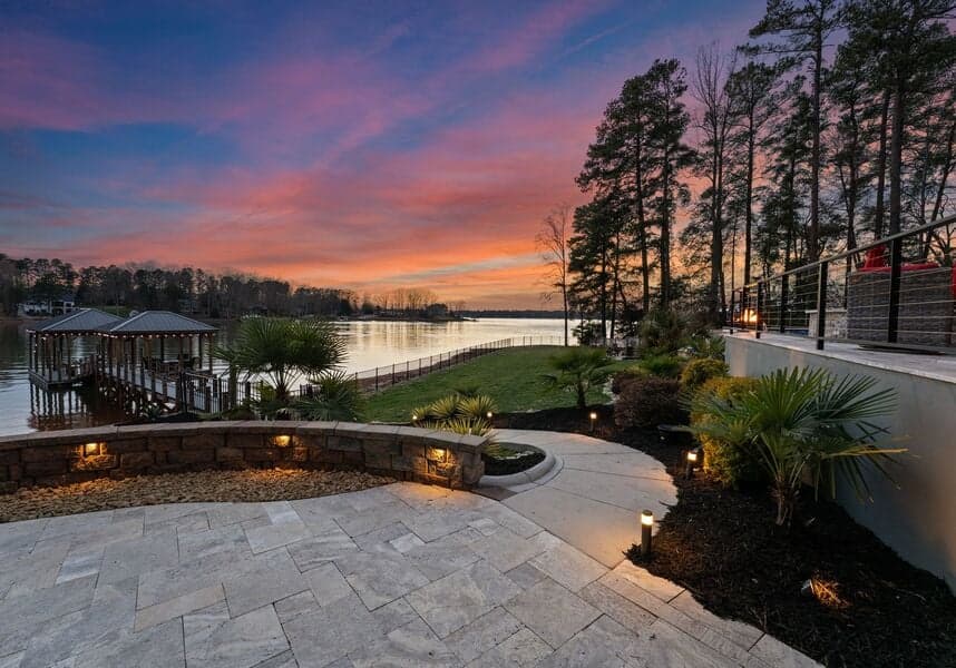 Lucent Sunset Retreat - Image 83