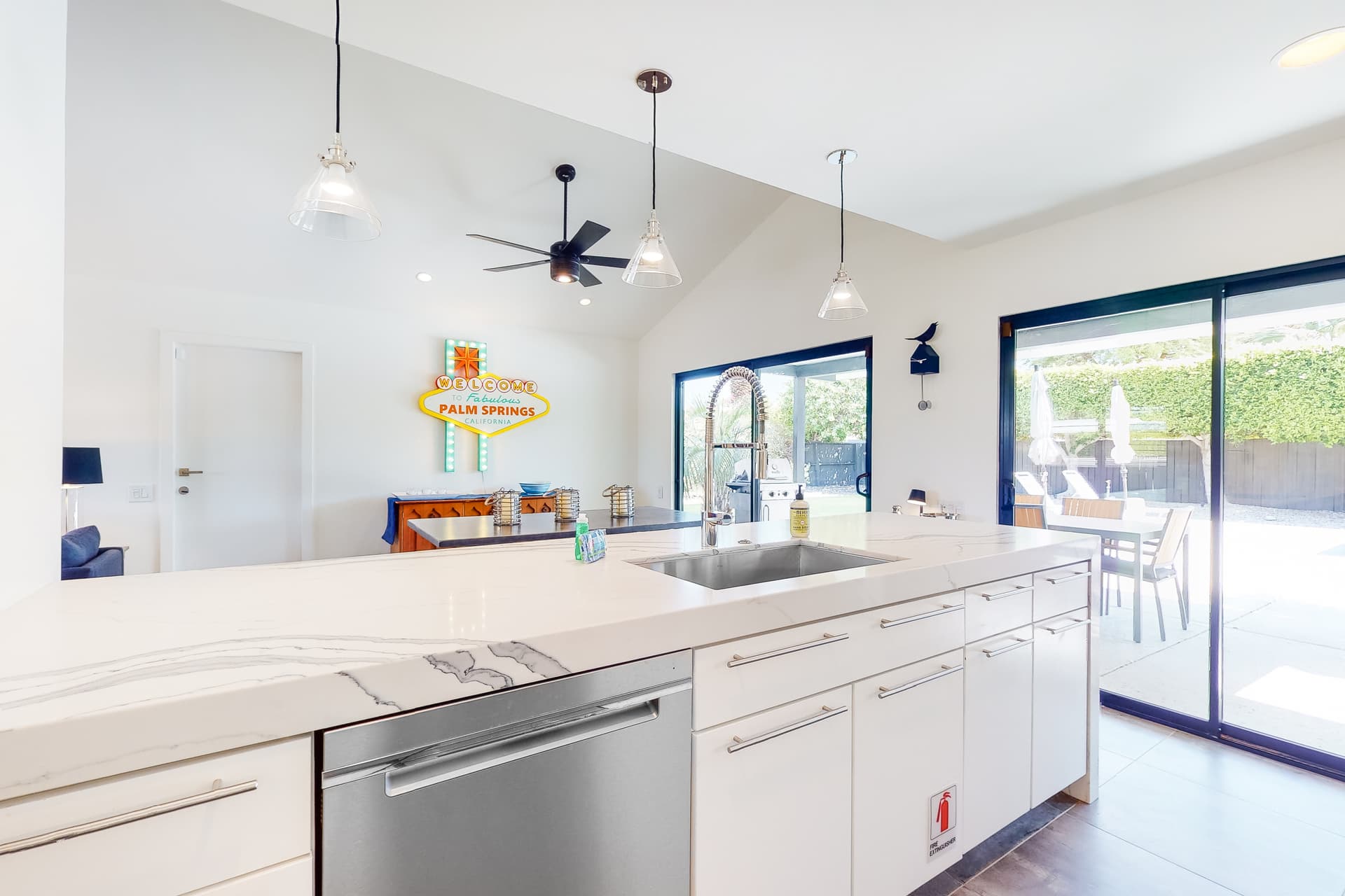 Freestone Modern Home - Image 7