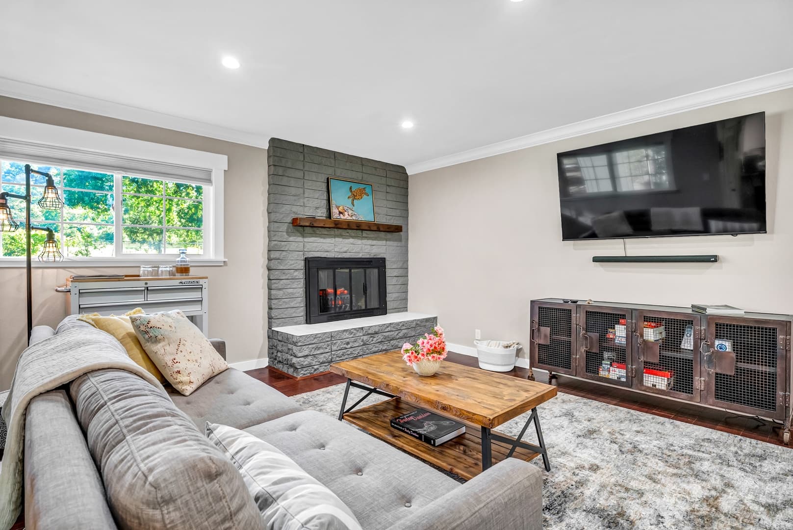 Moon Valley House - Image 2