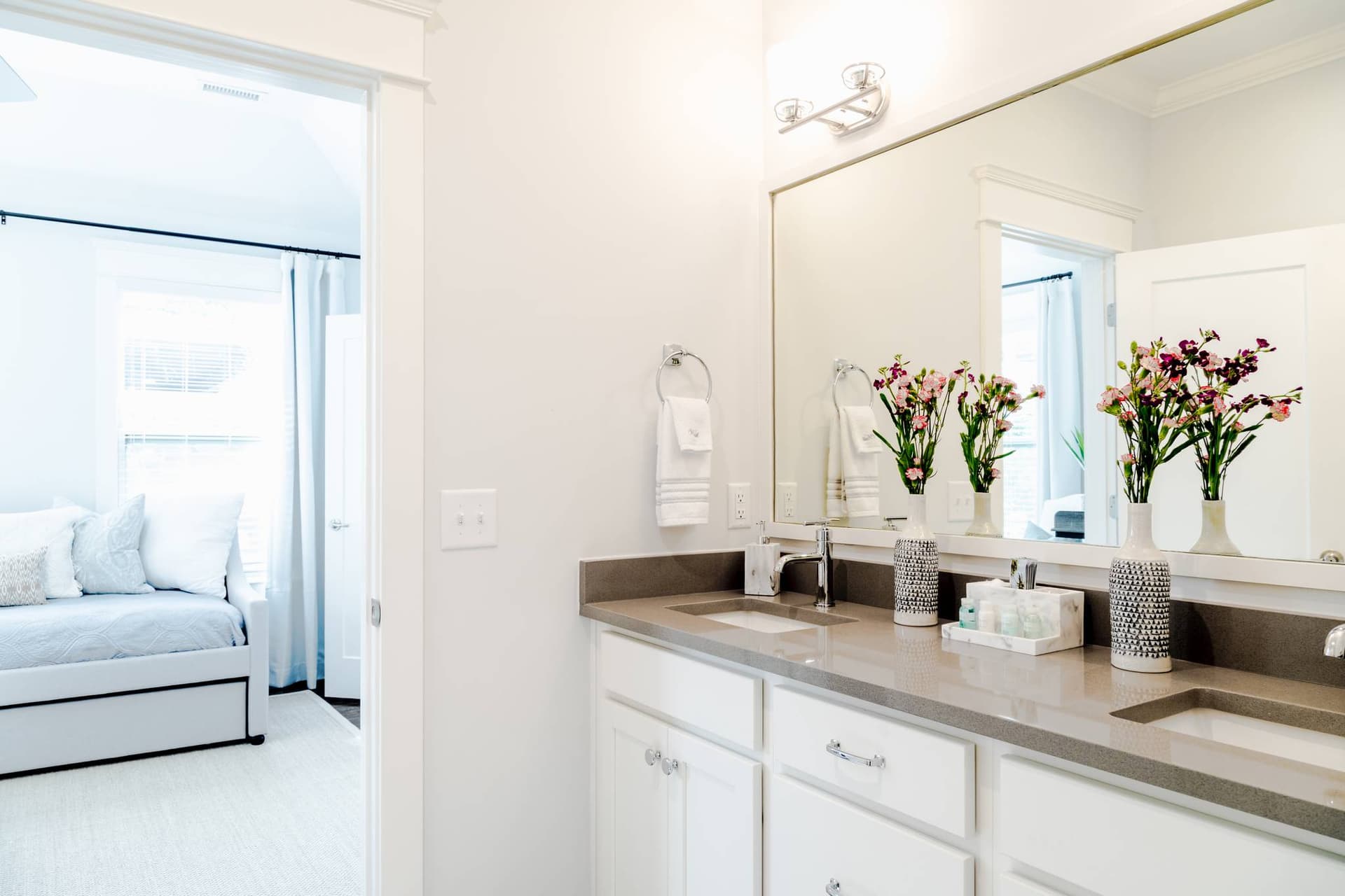 Nashville Coastal House - Image 44