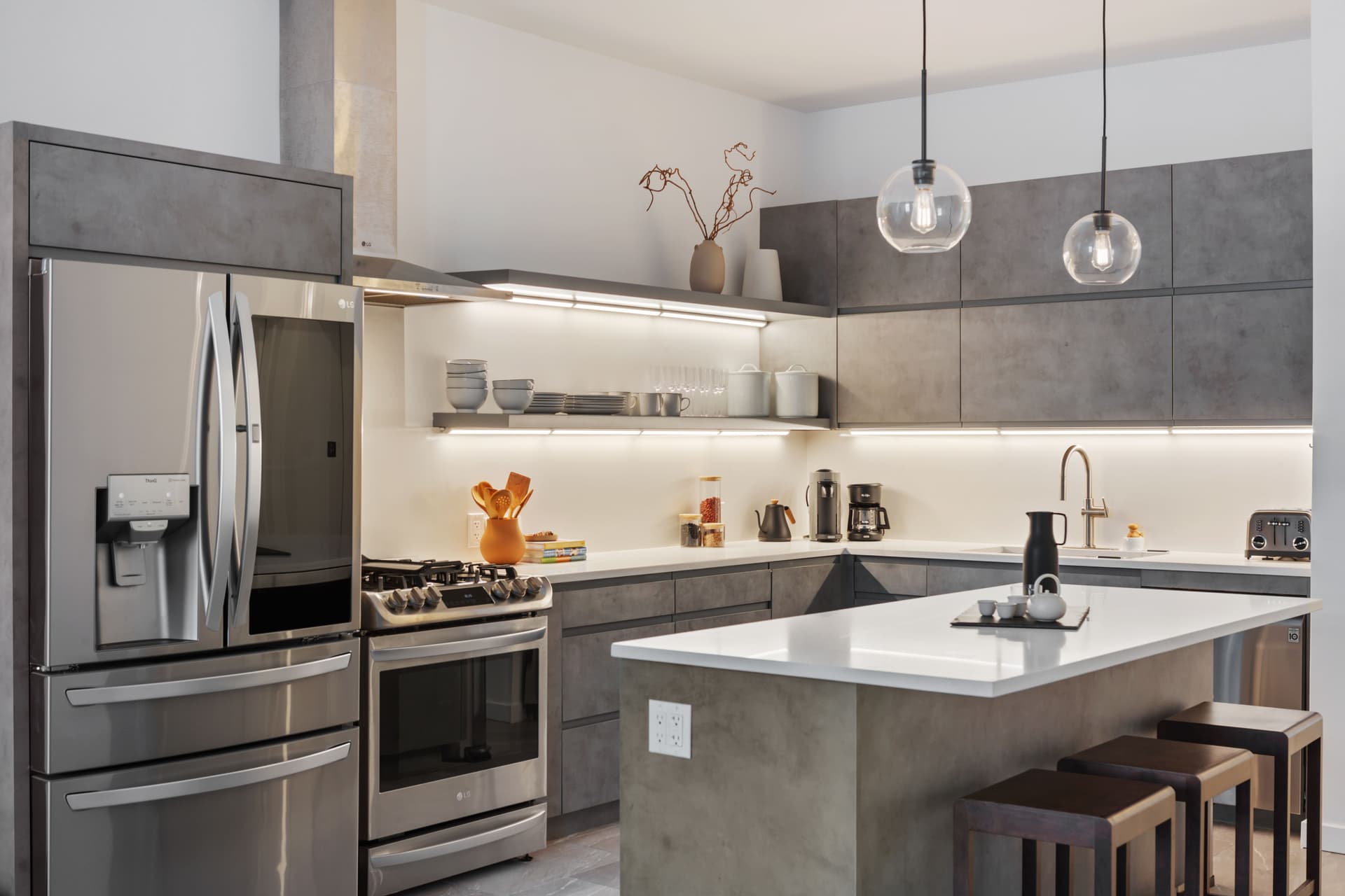 Still Ex Residence - Image 3