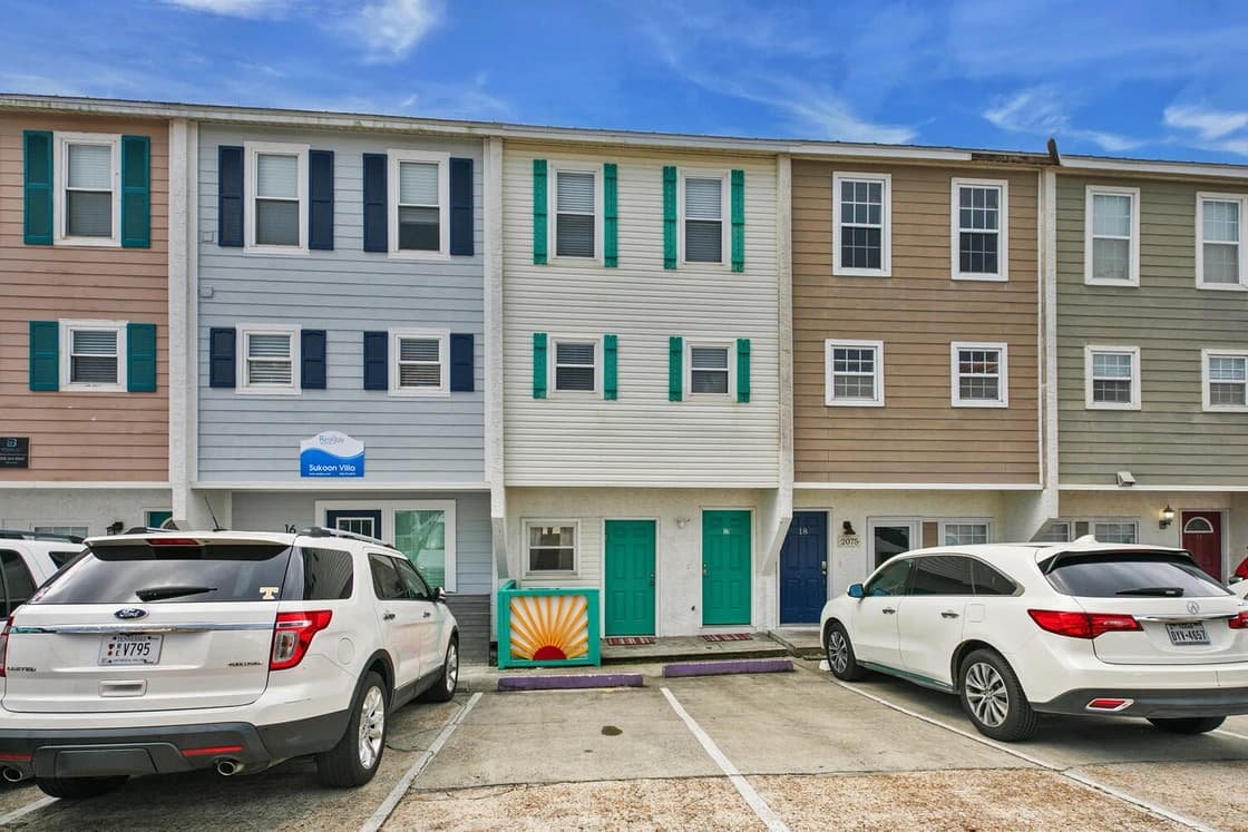 Weekender Home - Image 3