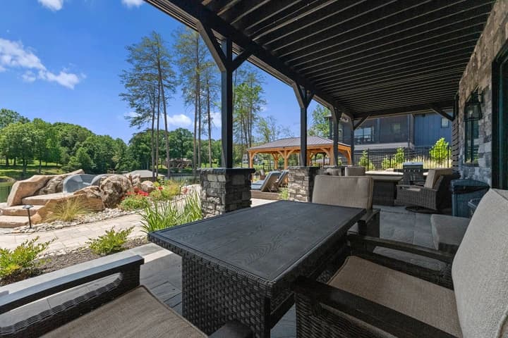 Gray Fox Lodge - Image 13