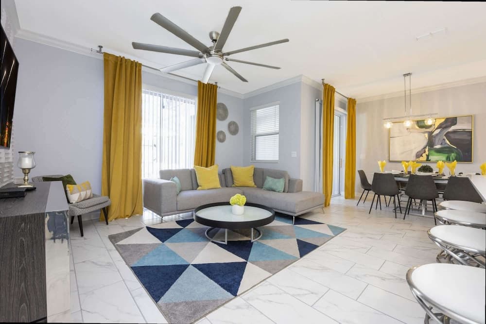 Storey Lake #4369 - Image 1