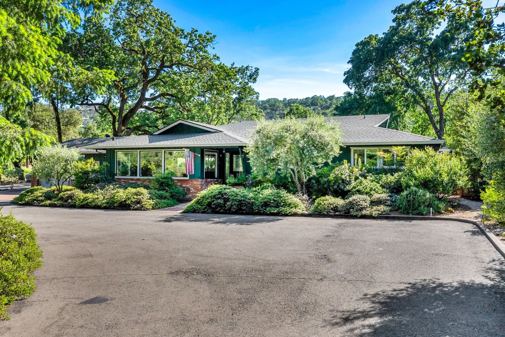 Moon Valley House - Image 6