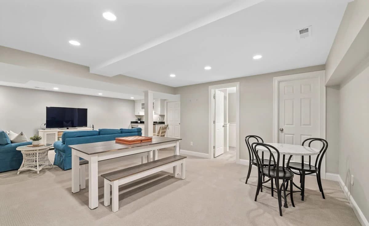 Barefoot Bungalow - Image 25