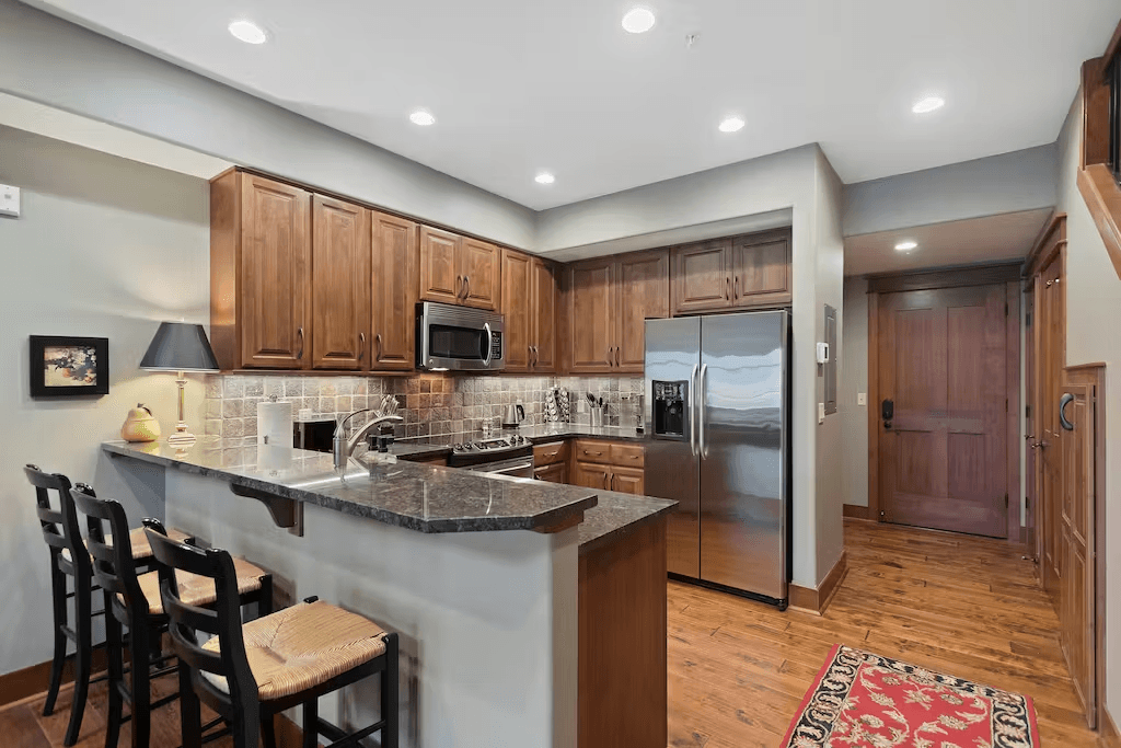 Fabulous Riverstone Retreat - Image 21