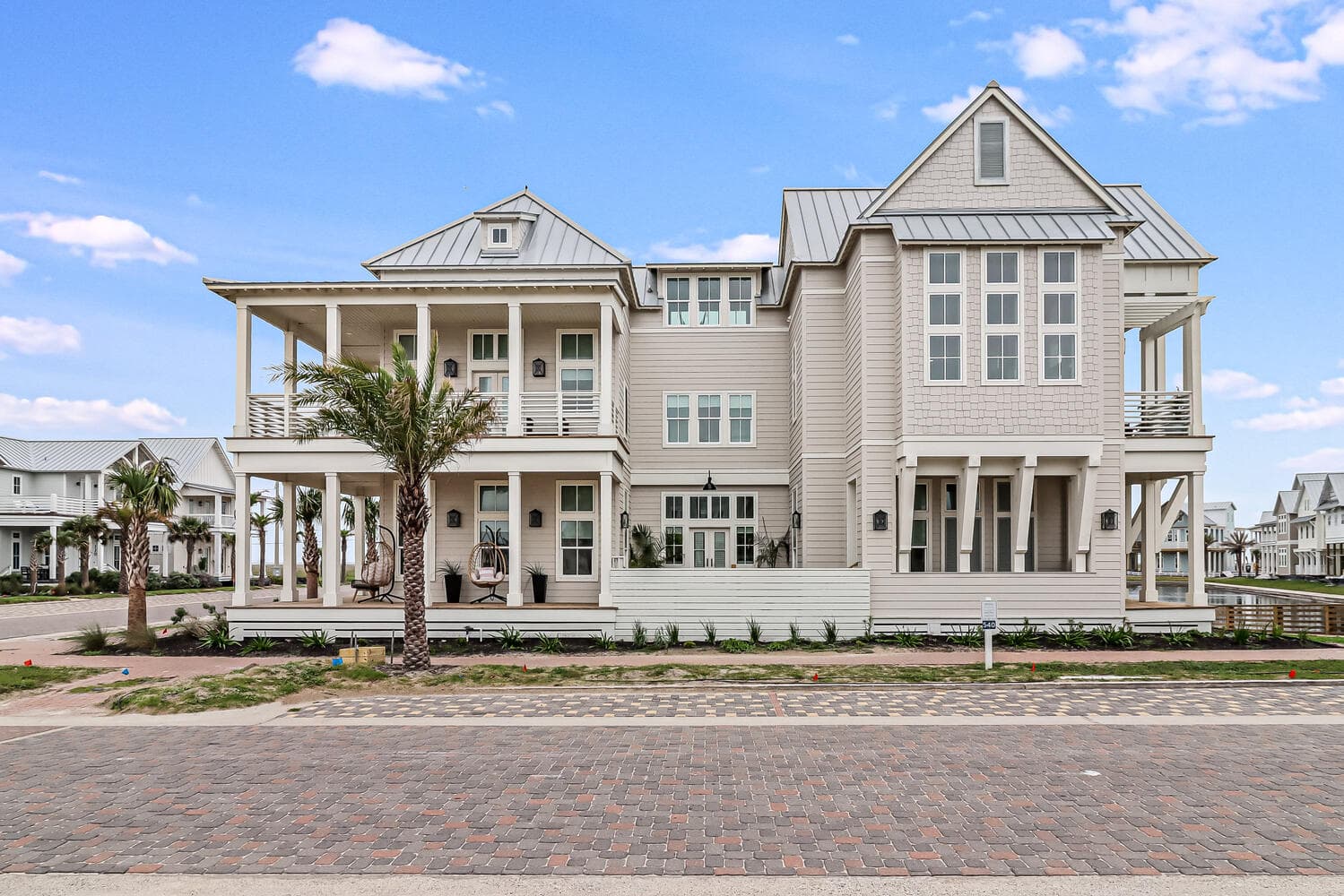 Shore-ty! It's Your Beach Day - Image 1