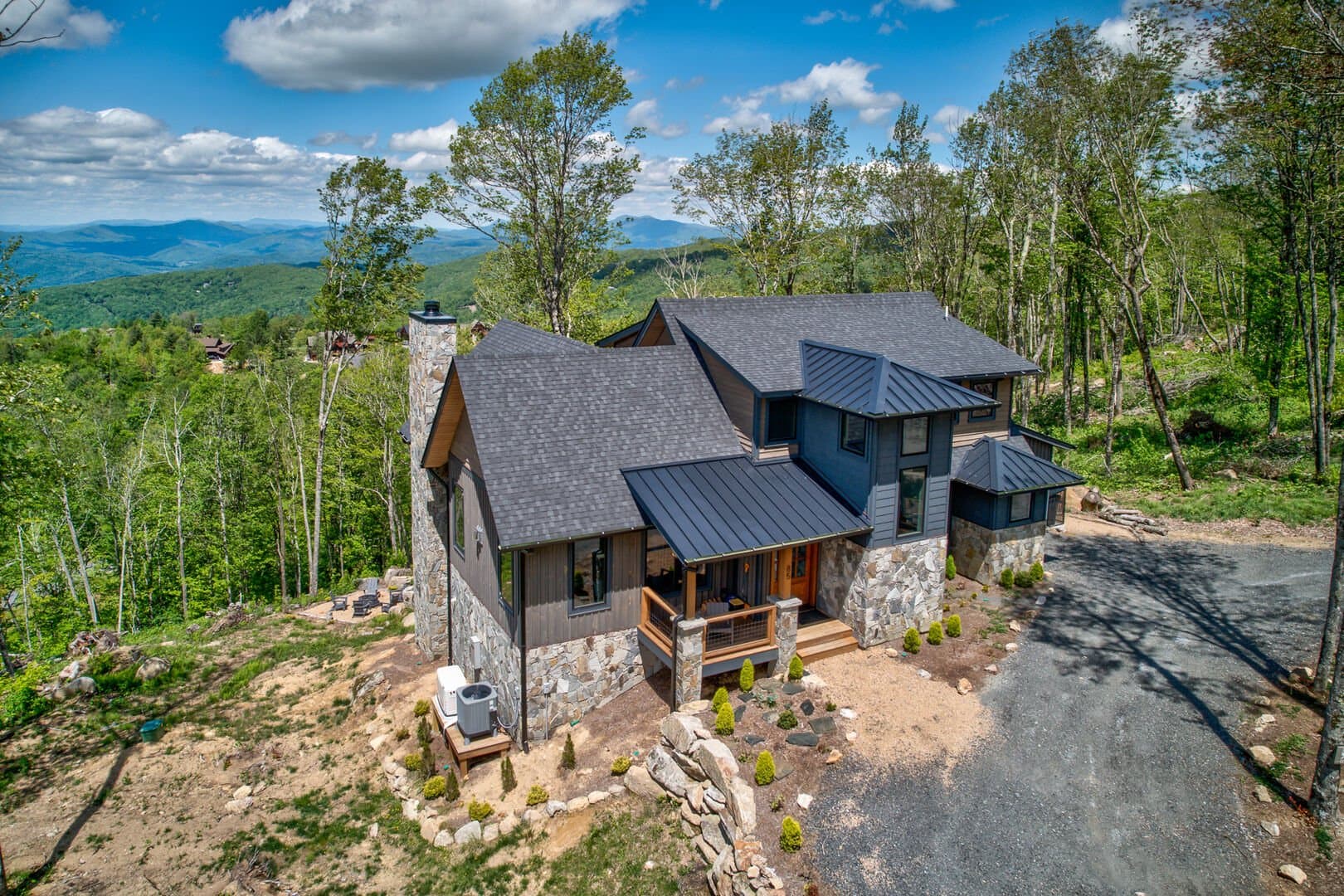 Zion House - Image 32