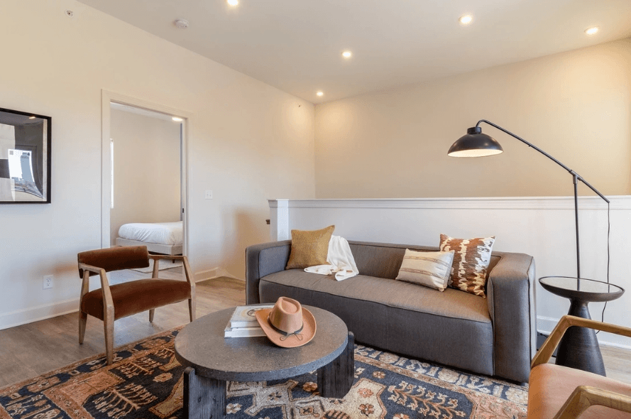 Howdy Residence - Image 20