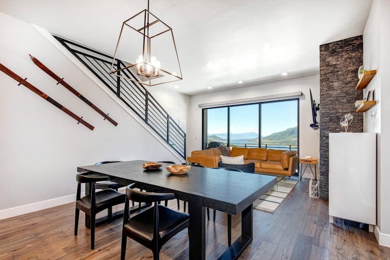 On Top of the Mountains - Image 9