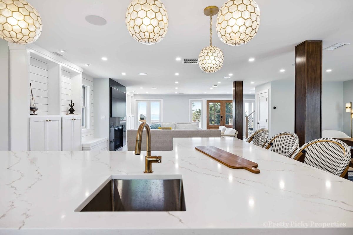 Lewis Bay Lookout - Image 11