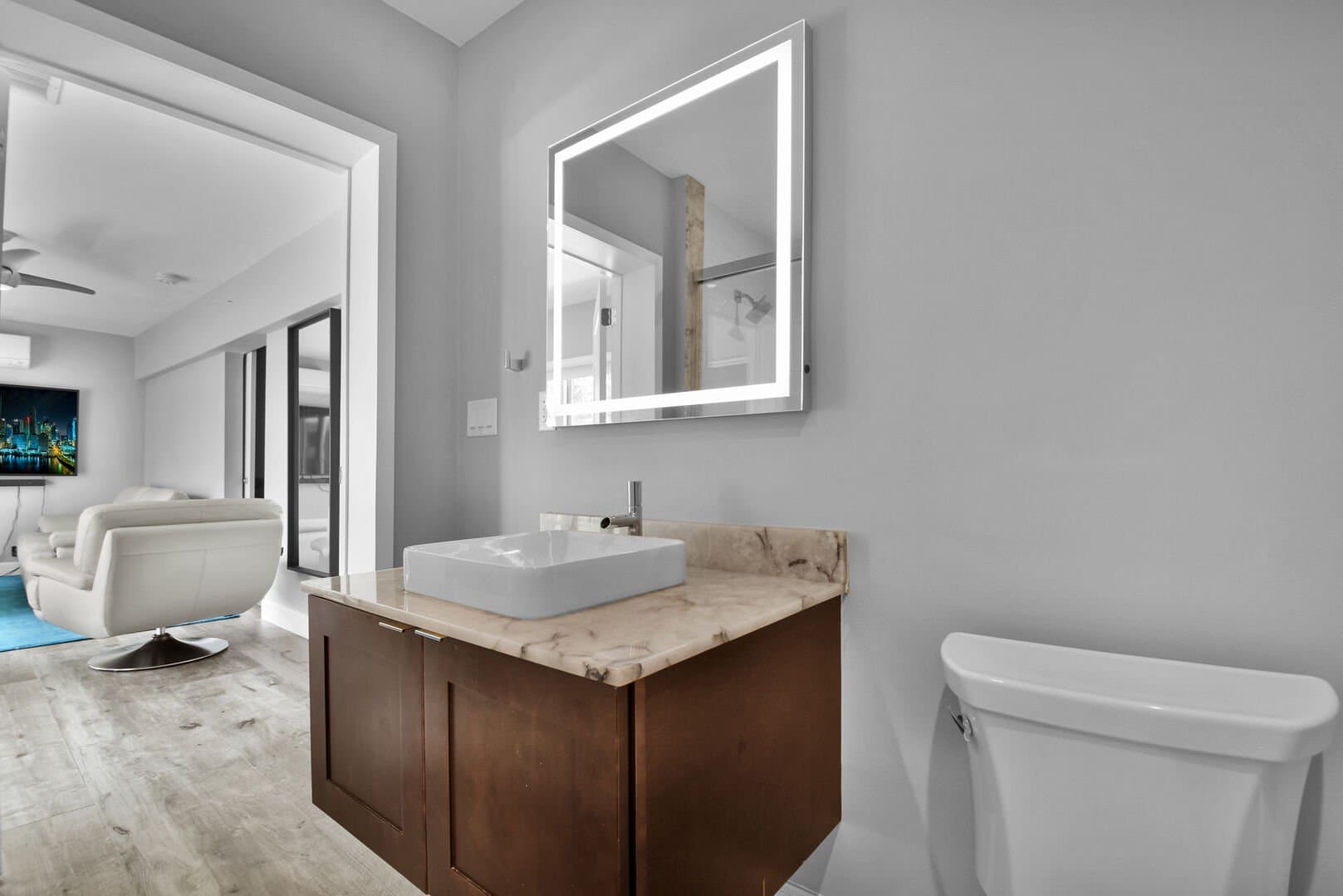 Knoll Ridge House - Image 25