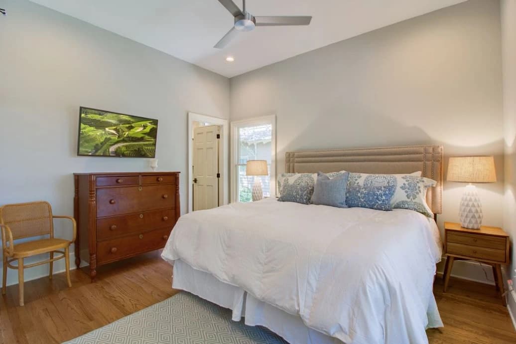 Grand Pavilion - Image 12