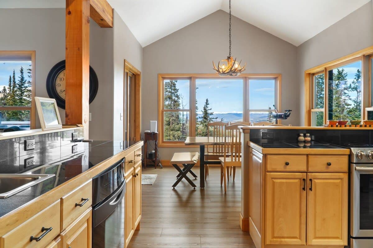 Blue River Retreat - Image 6