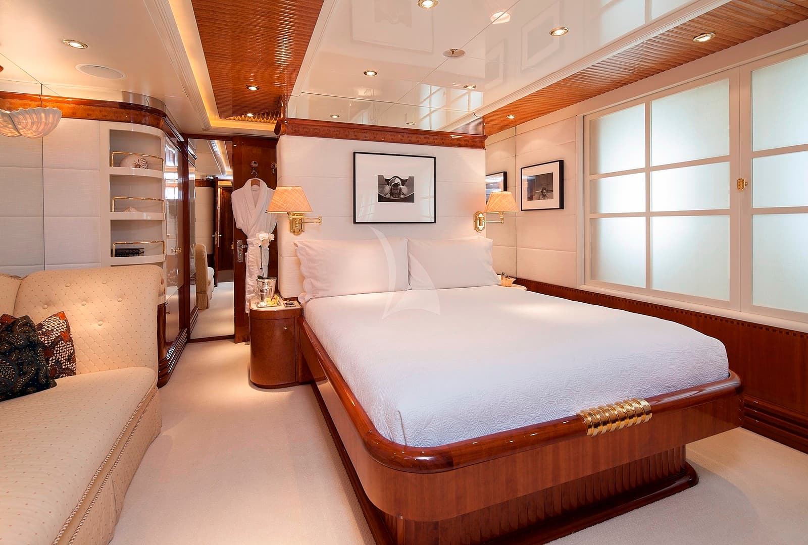 Starfire Yacht - Image 15