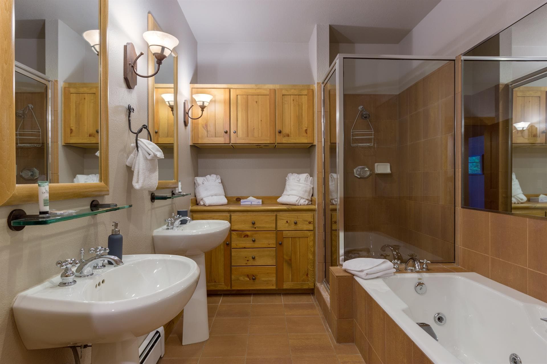 Alpine Vista Haven - Image 17