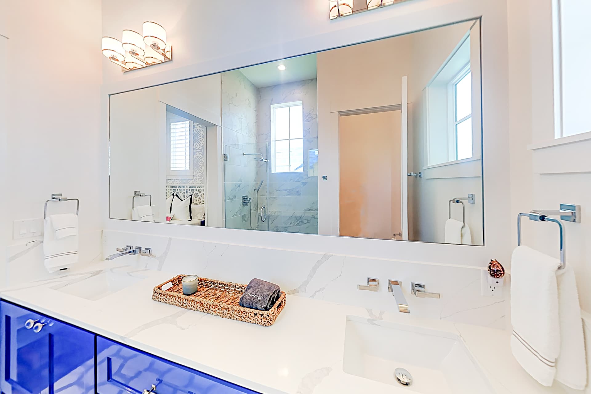 Silverado Waves - Image 18